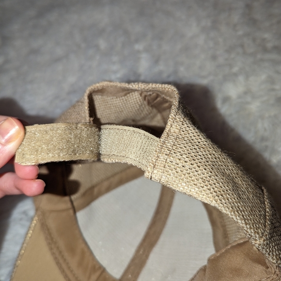 Claire's Hat - Picture 2 of 12